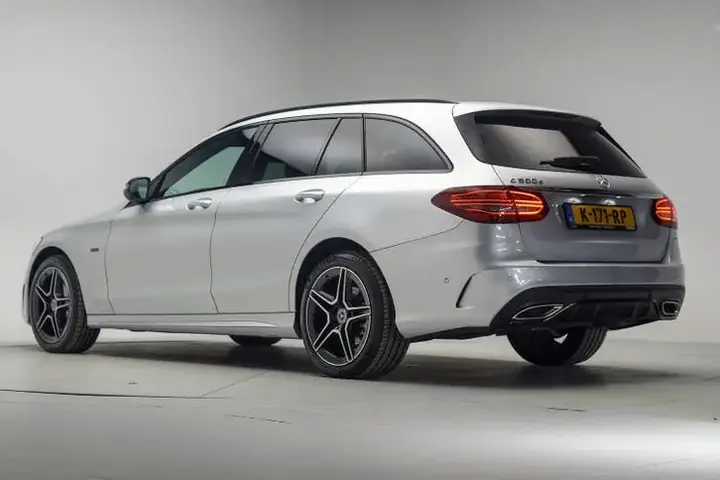 Mercedes-Benz C-Class 2021 photo 3