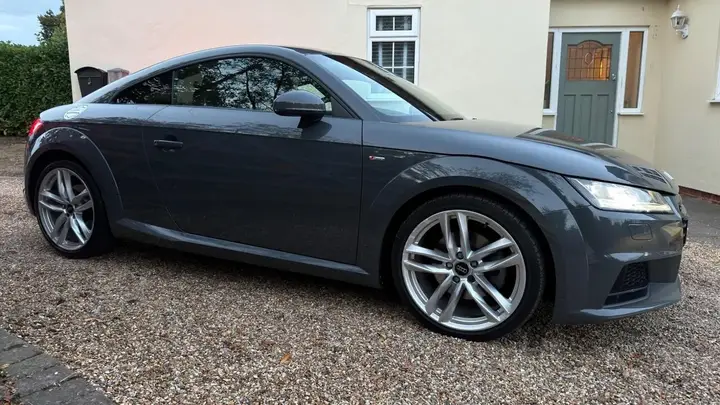 Audi Tt 2015 photo 3