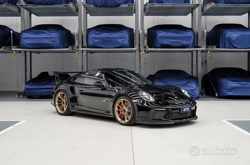 Porsche 911