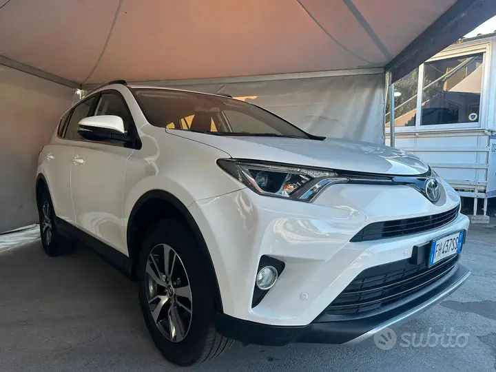 Toyota Rav4 2017 photo 3