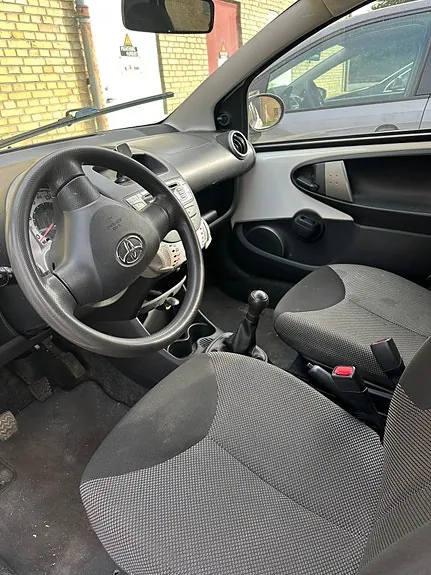 Toyota Aygo 2012 photo 4