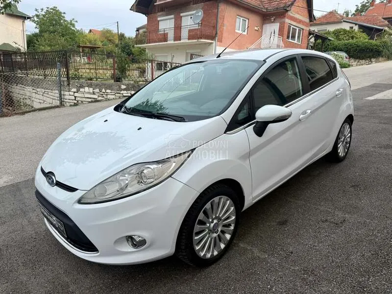 Ford Fiesta 2009 photo 4