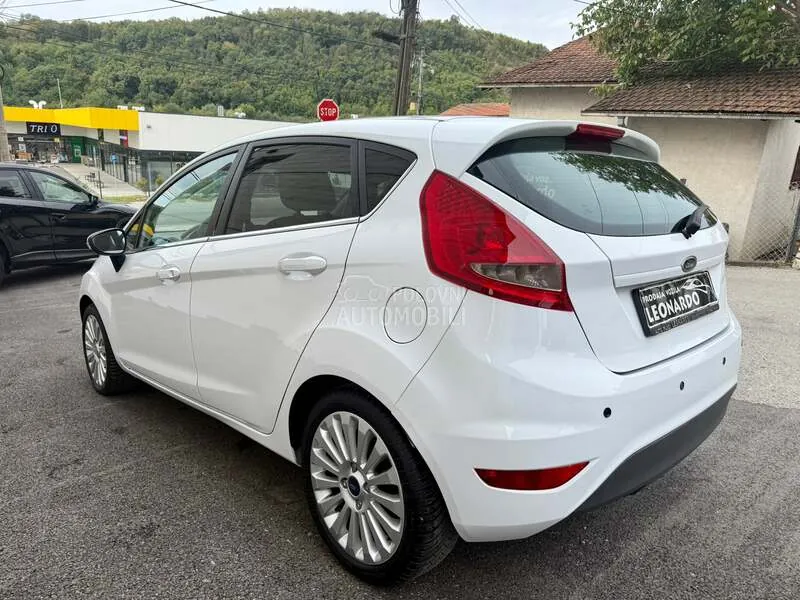 Ford Fiesta 2009 photo 5