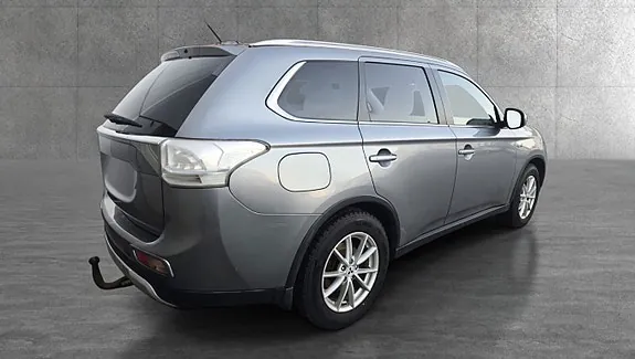 Mitsubishi Outlander 2014 photo 2