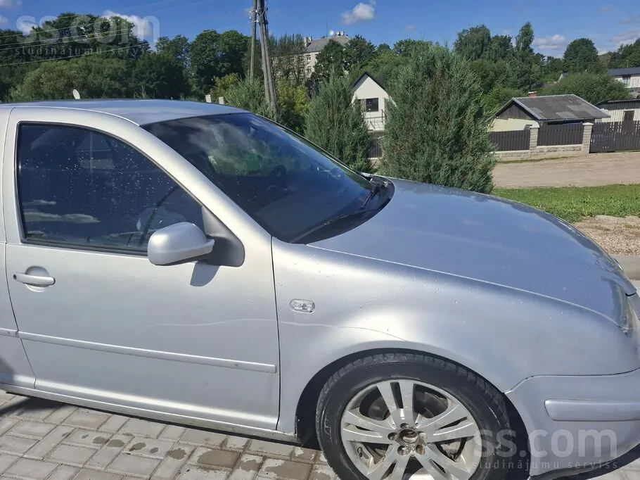 Volkswagen Bora 2000 photo 2