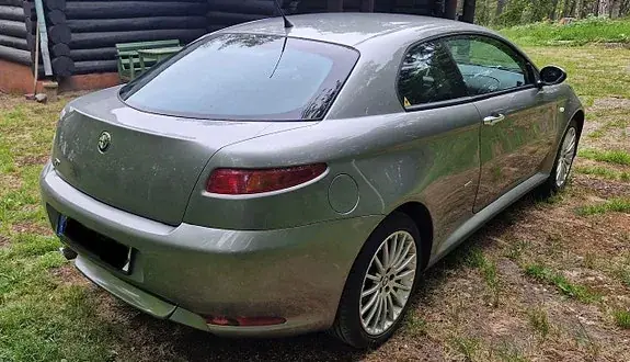 Alfa Romeo Gt 2005 photo 3