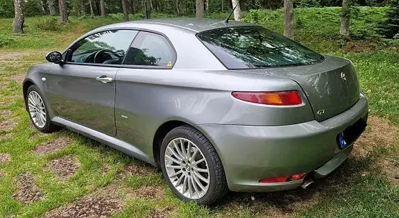 Alfa Romeo Gt 2005 photo 4