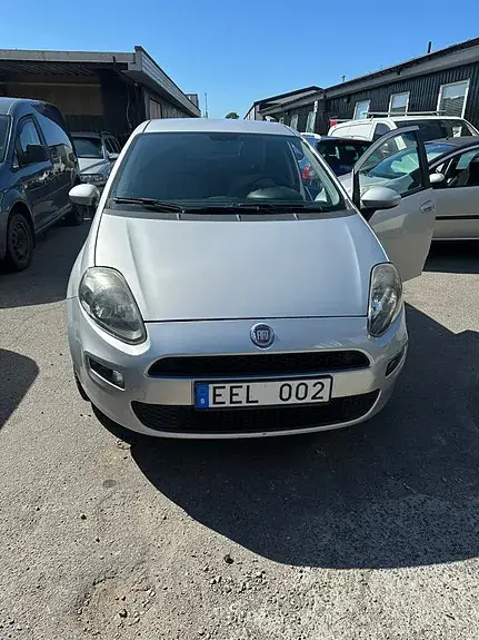 Fiat Punto 2012 photo 4
