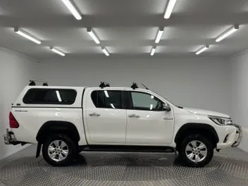 Toyota Hilux 2017 photo 3