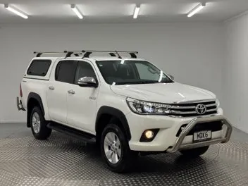 Toyota Hilux 2017 photo 2