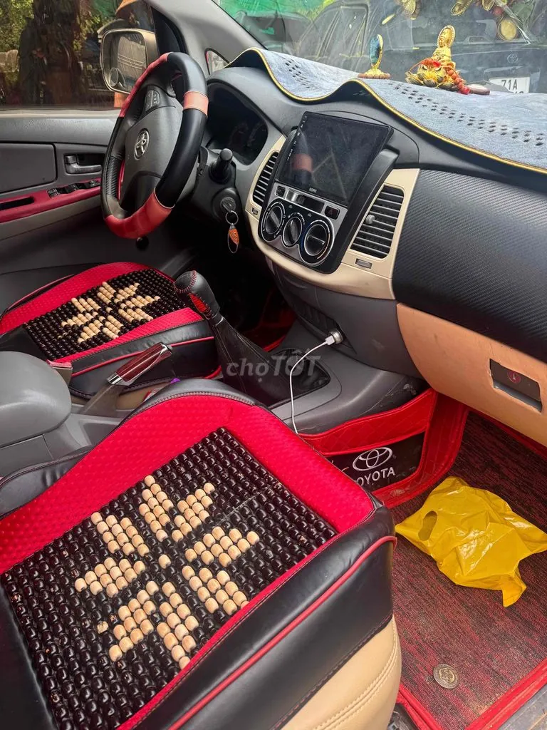Toyota Innova 2006 photo 4