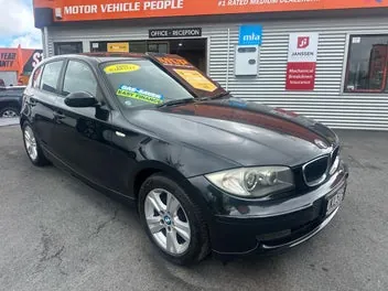 BMW 120I 2009 photo 3