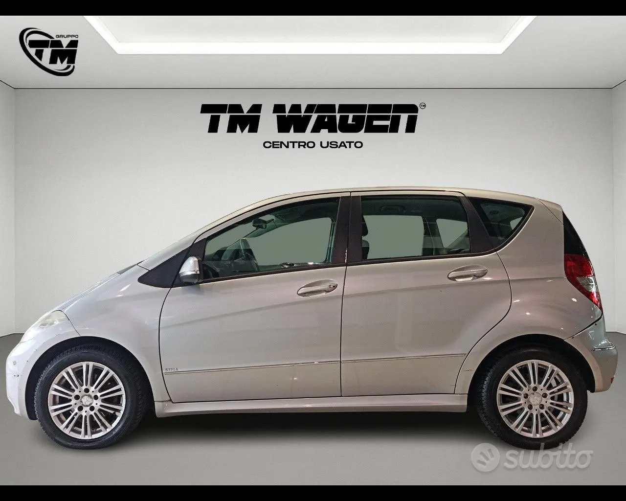 Mercedes-Benz A 180 2010 photo 4