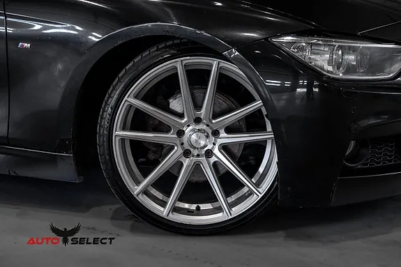 BMW 320D 2013 photo 3
