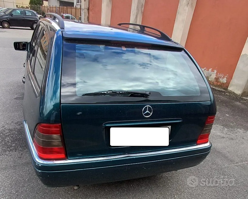 Mercedes-Benz C-Class 1996 photo 3