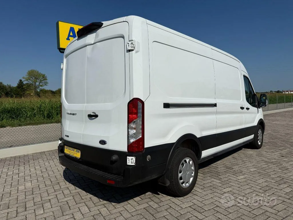 Ford Transit 2022 photo 3
