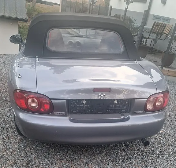 Mazda Mx-5 2004 photo 3