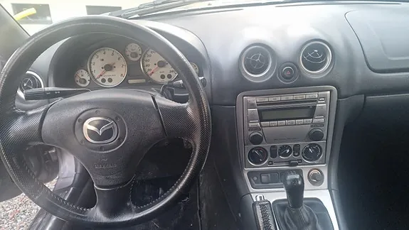 Mazda Mx-5 2004 photo 5