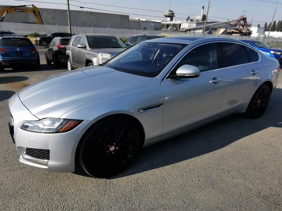 Jaguar Xf 2016 photo 5