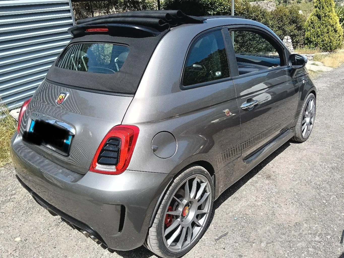 Abarth 500C 2011 photo 3