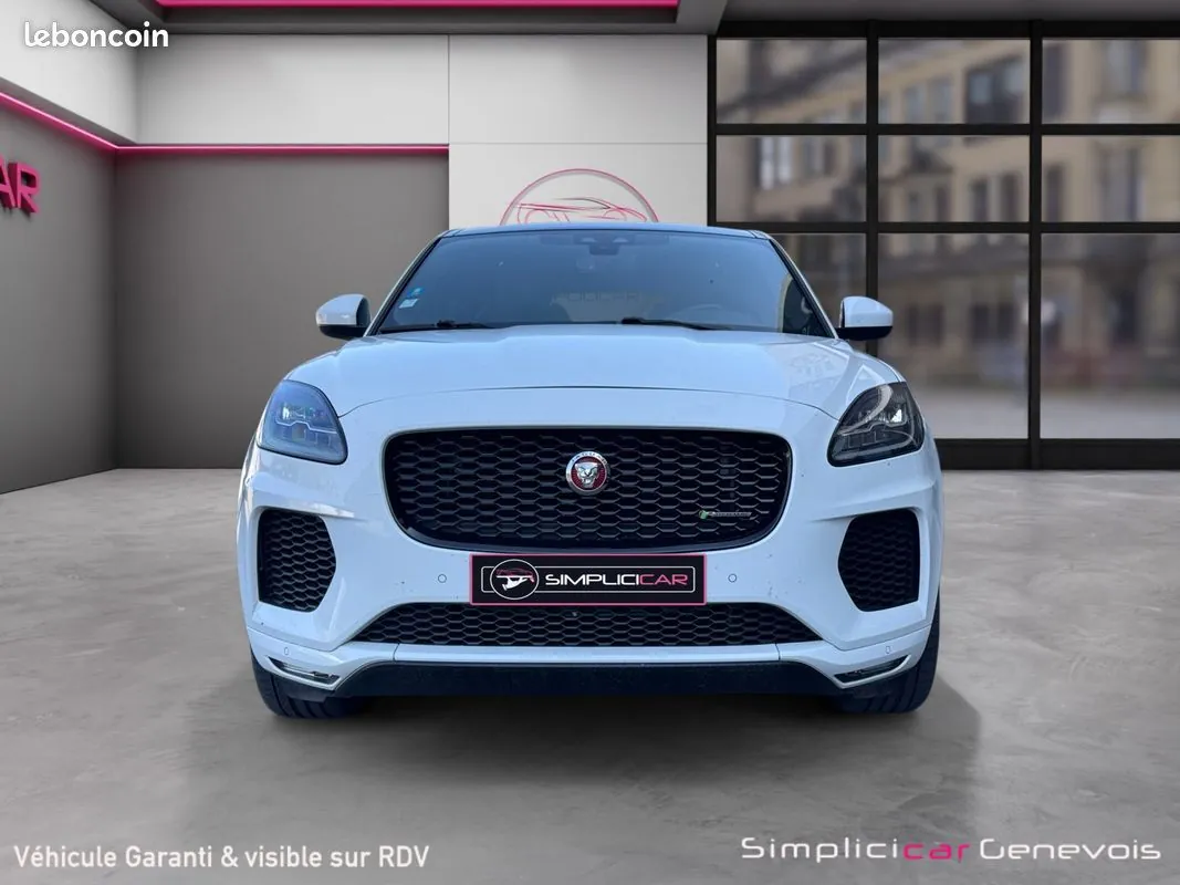 Jaguar E-Pace 2019 photo 4