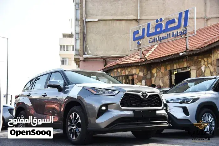 Toyota Highlander 2025 photo 2