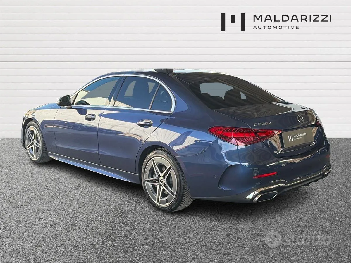 Mercedes-Benz C 2024 photo 4