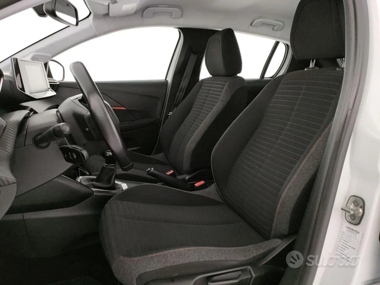 Peugeot 208 2020 photo 5