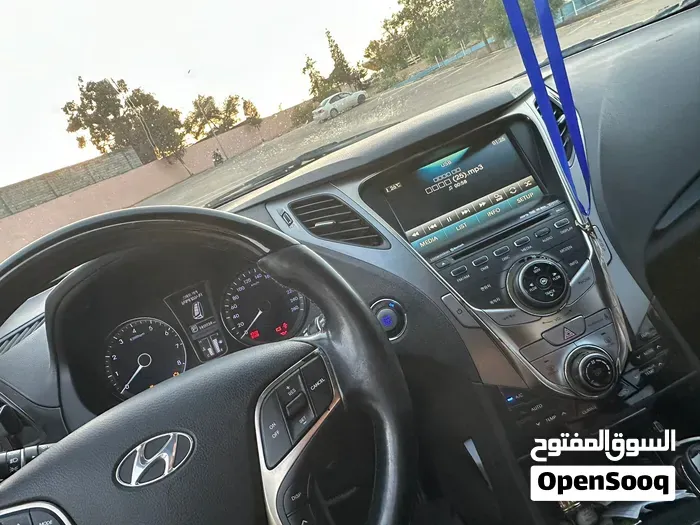 Hyundai Azera 2012 photo 4