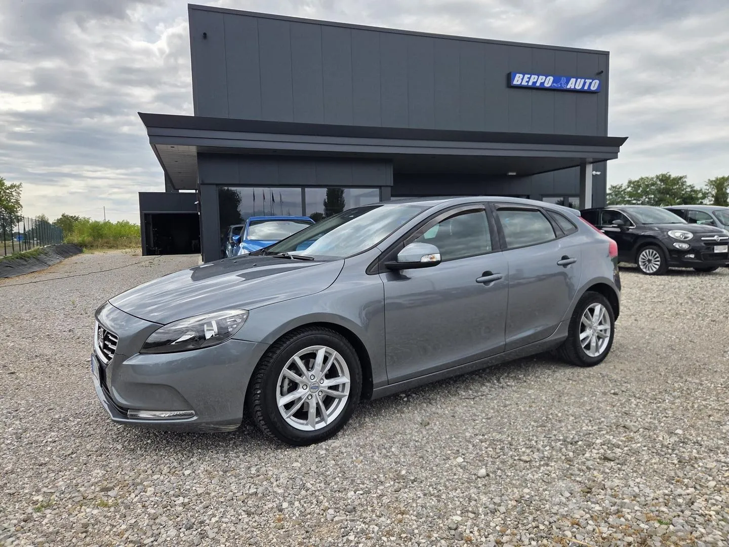 Volvo V40