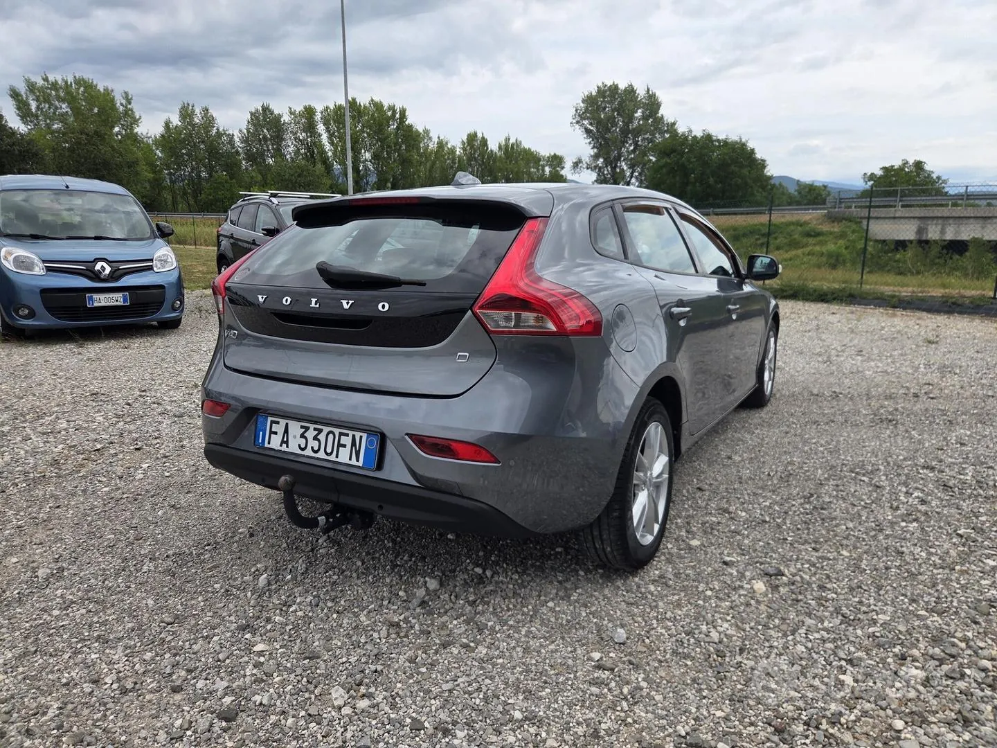 Volvo V40 2015 photo 4