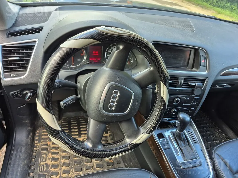 Audi Q5 2011 photo 5