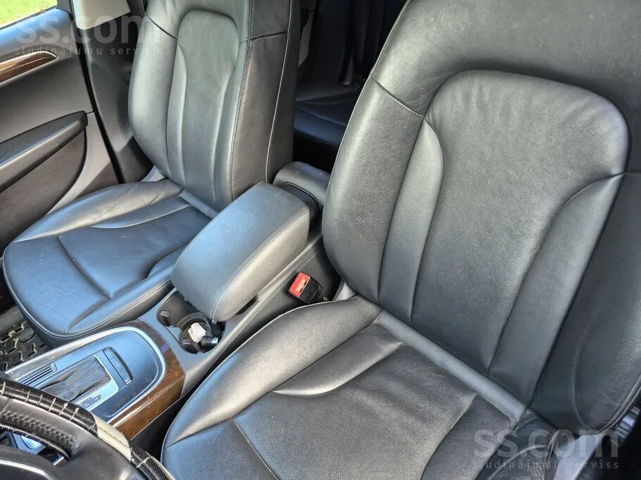 Audi Q5 2011 photo 4