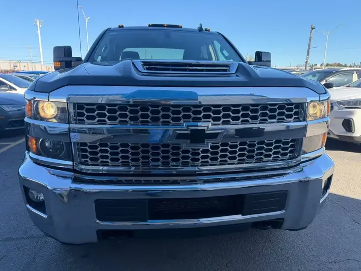 Chevrolet Silverado 2019 photo 3