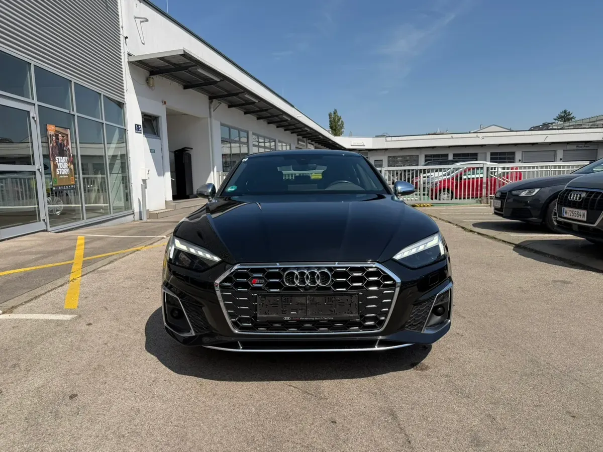 Audi A5 2020 photo 2