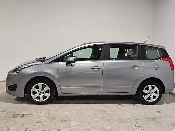 Peugeot 5008 2015 photo 3