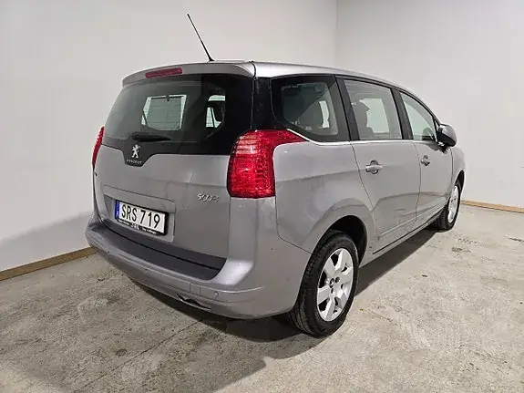 Peugeot 5008 2015 photo 5