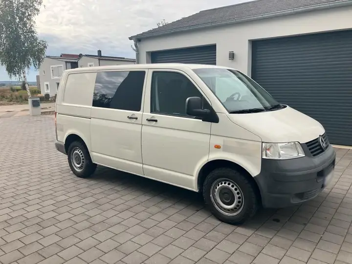 Volkswagen T5