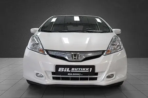 Honda Jazz 2015 photo 2