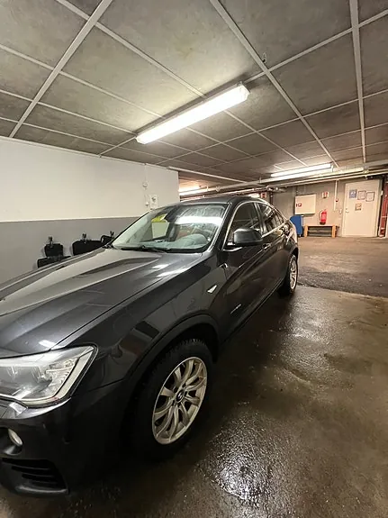 BMW X4 2016 photo 2