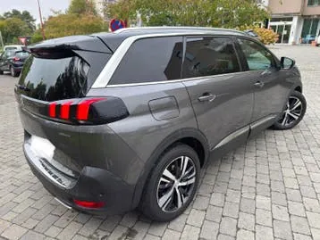 Peugeot 5008 2017 photo 3