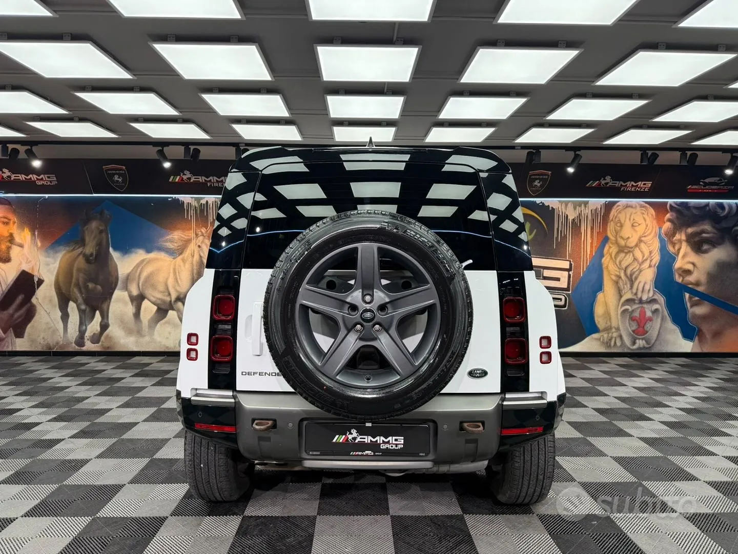 Land Rover Defender 2022 photo 5