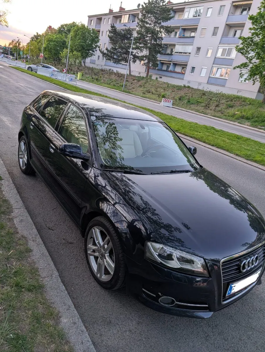 Audi A3 2010 photo 3