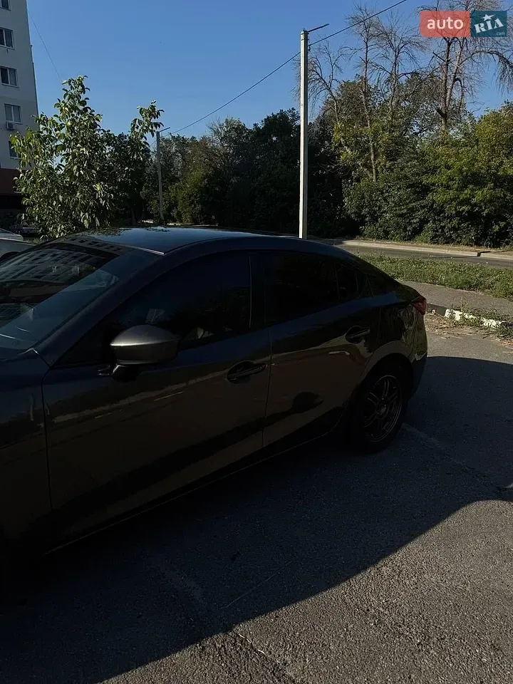 Mazda 3 2014 photo 4