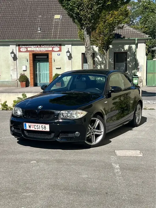 BMW 1 Series 2008 photo 2