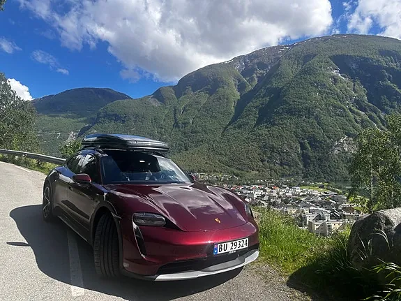 Porsche Taycan 4 2022 photo 2
