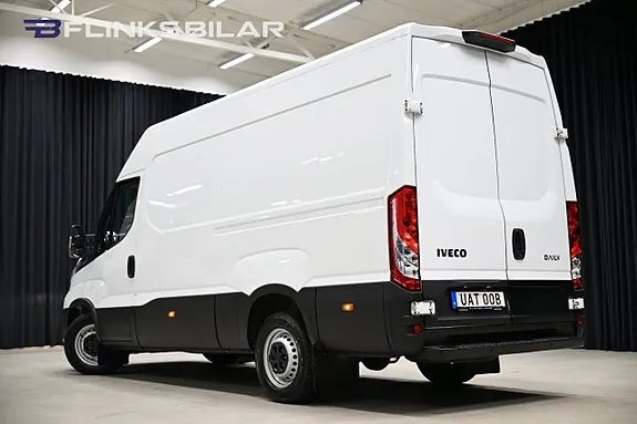 Iveco Daily 2023 photo 3