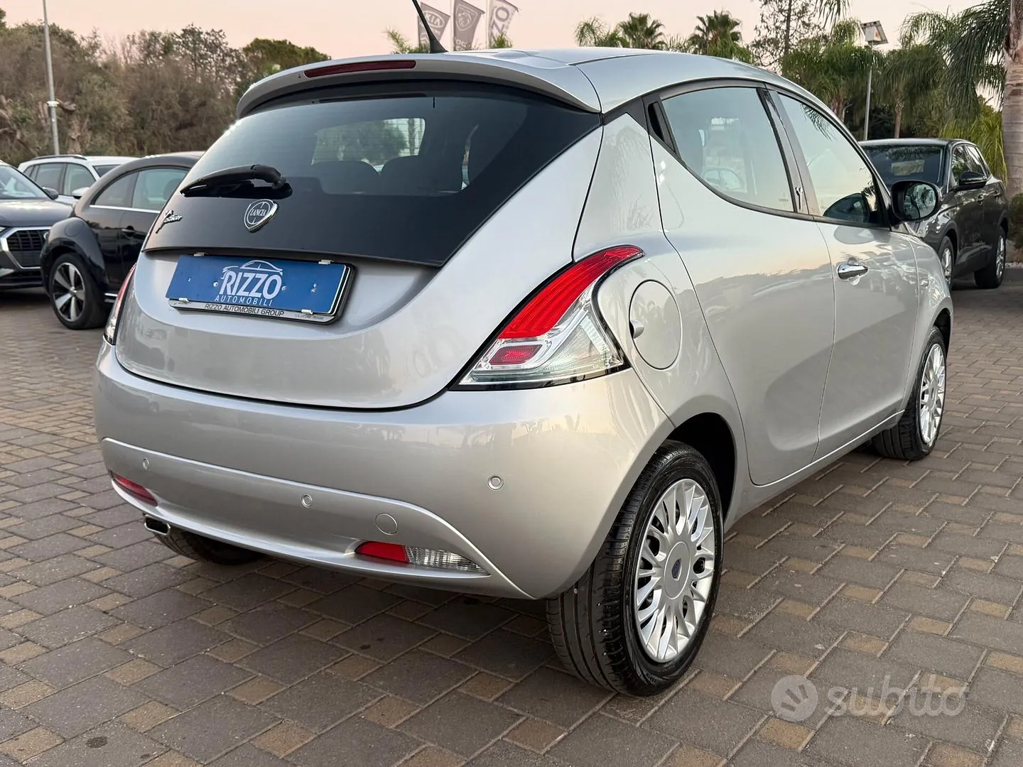 Lancia Ypsilon 2018 photo 2