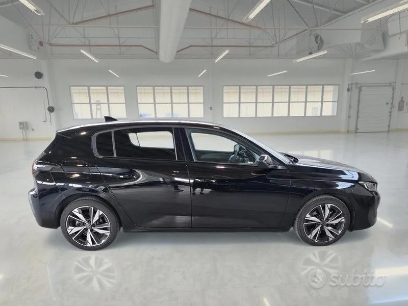 Peugeot 308 2023 photo 3