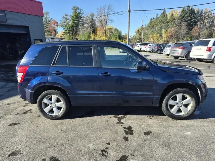 Suzuki Grand Vitara 2010 photo 2